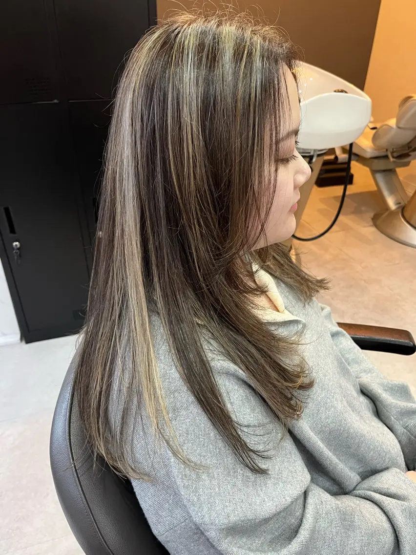 ロング カラー カット ヘアカラー トリートメント okuda yuukiのヘアスタイル