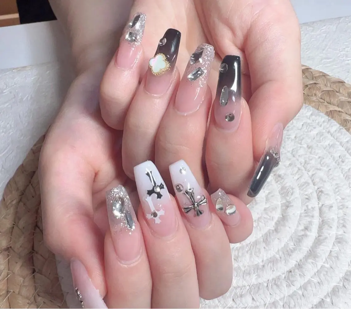 ネイル ハンドネイル 🎀M nails✨ ビューティーのネイルデザイン
