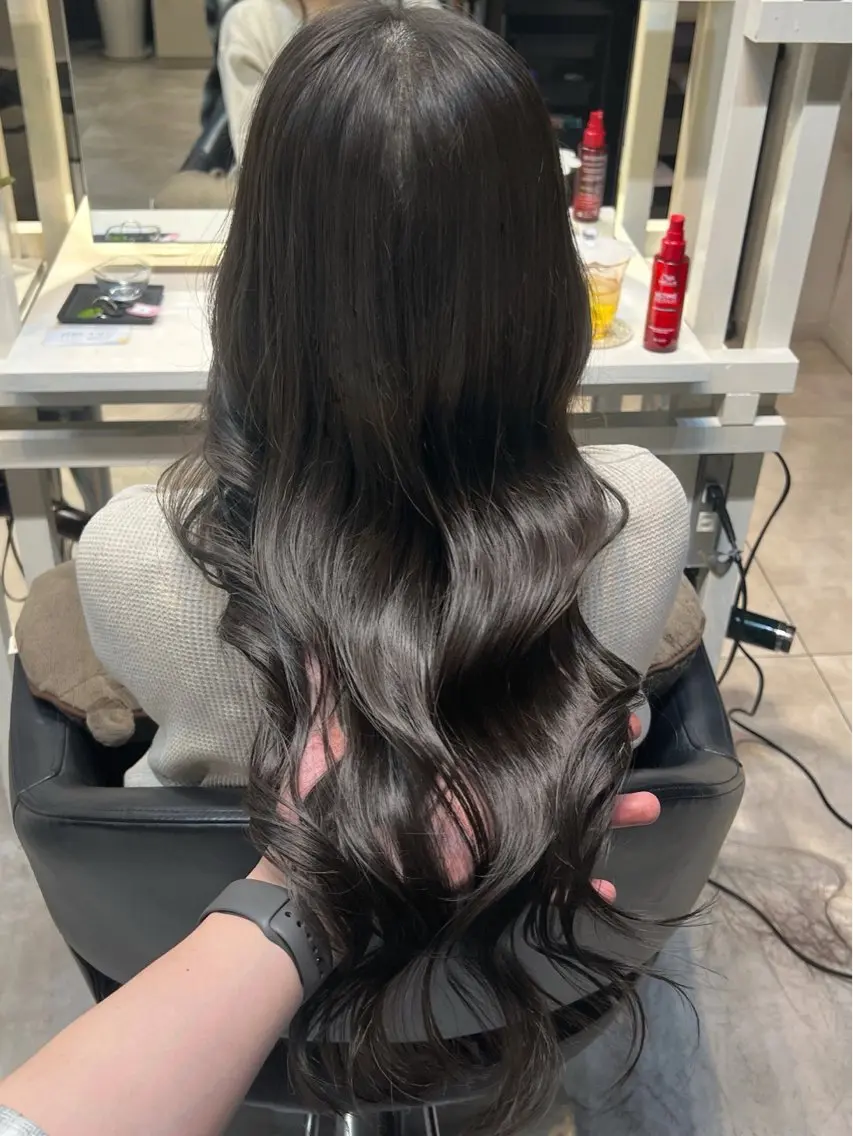 ロング カラー カット ヘアカラー トリートメント 恵比寿韓国レイヤー× 艶透明感カラー大場のヘアスタイル