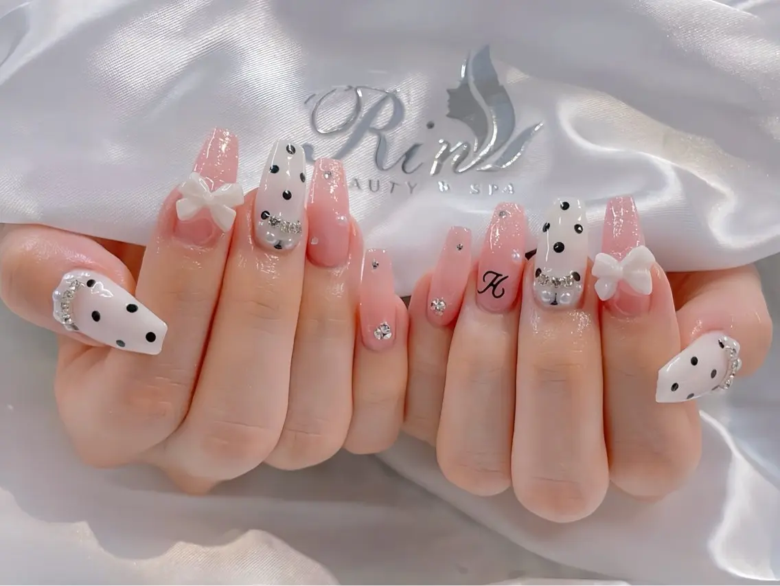 ネイル 成人式 ロングネイル ネイルチップ ハンドネイル Rin Nail 新大久保店のネイルデザイン