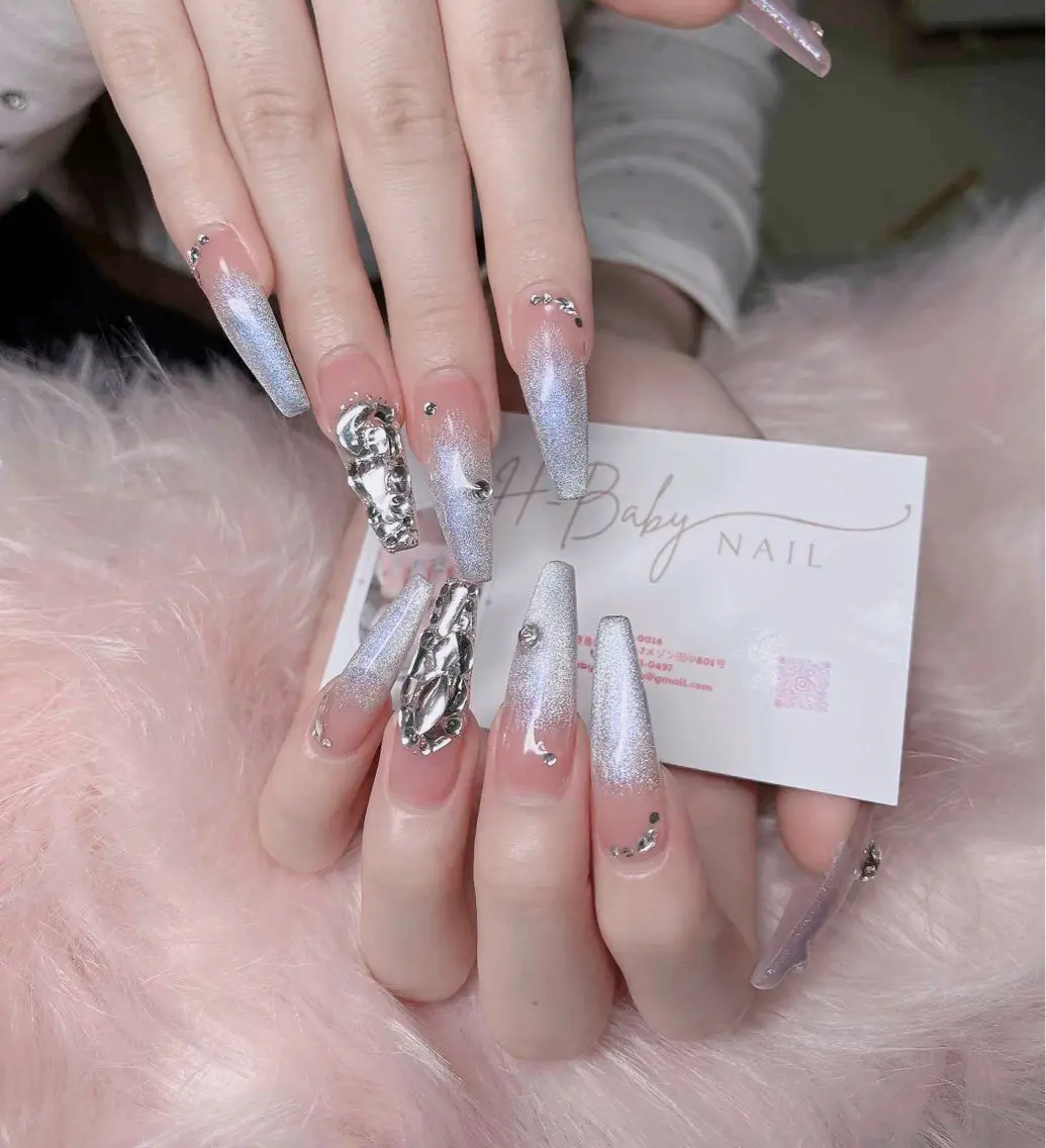 ネイル オーロラネイル フレンチネイル ジェルネイル ハロウィン キラキラネイル ハンドネイル H.baby Nail Salonのネイルデザイン