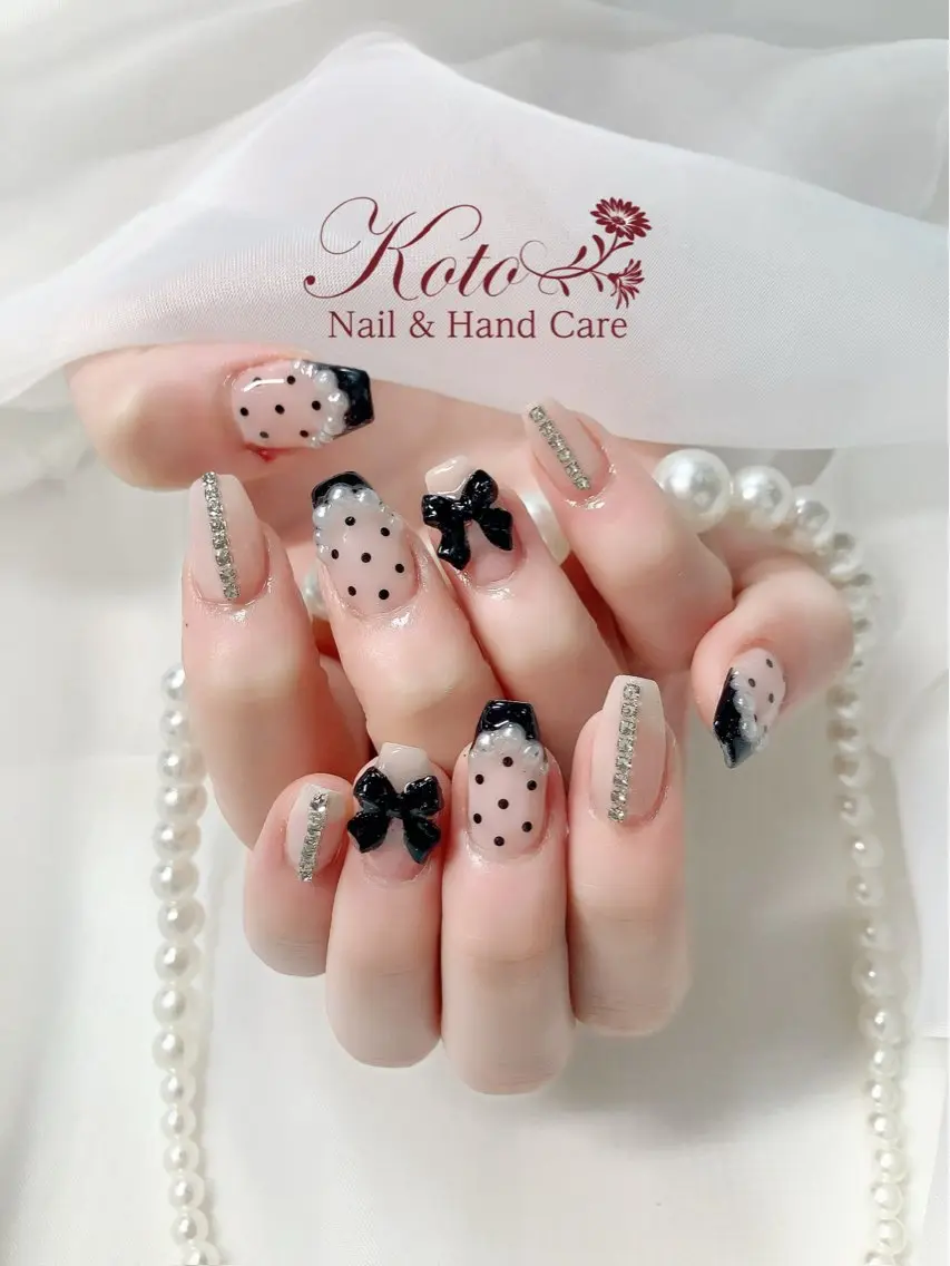 ネイル ドット 長さ出し ジェルネイル 持ち込み ニュアンスネイル ハンドネイル Nail Salon KOTOのネイルデザイン