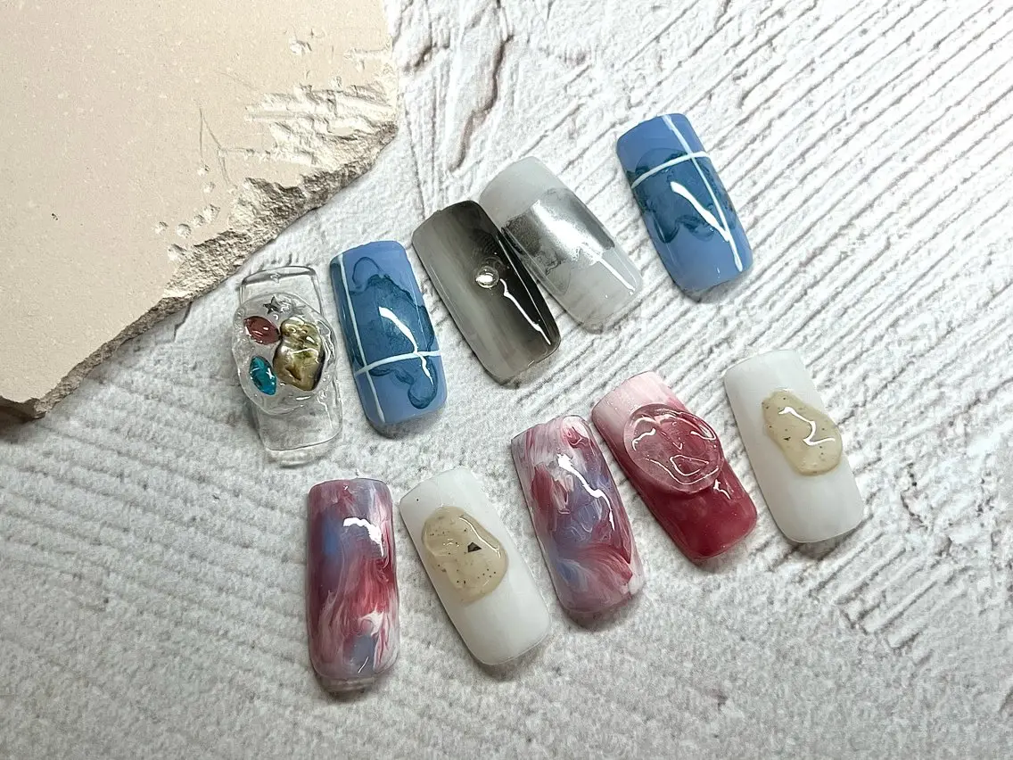 ネイル ハンドネイル eun_ byShuKuRunのネイルデザイン