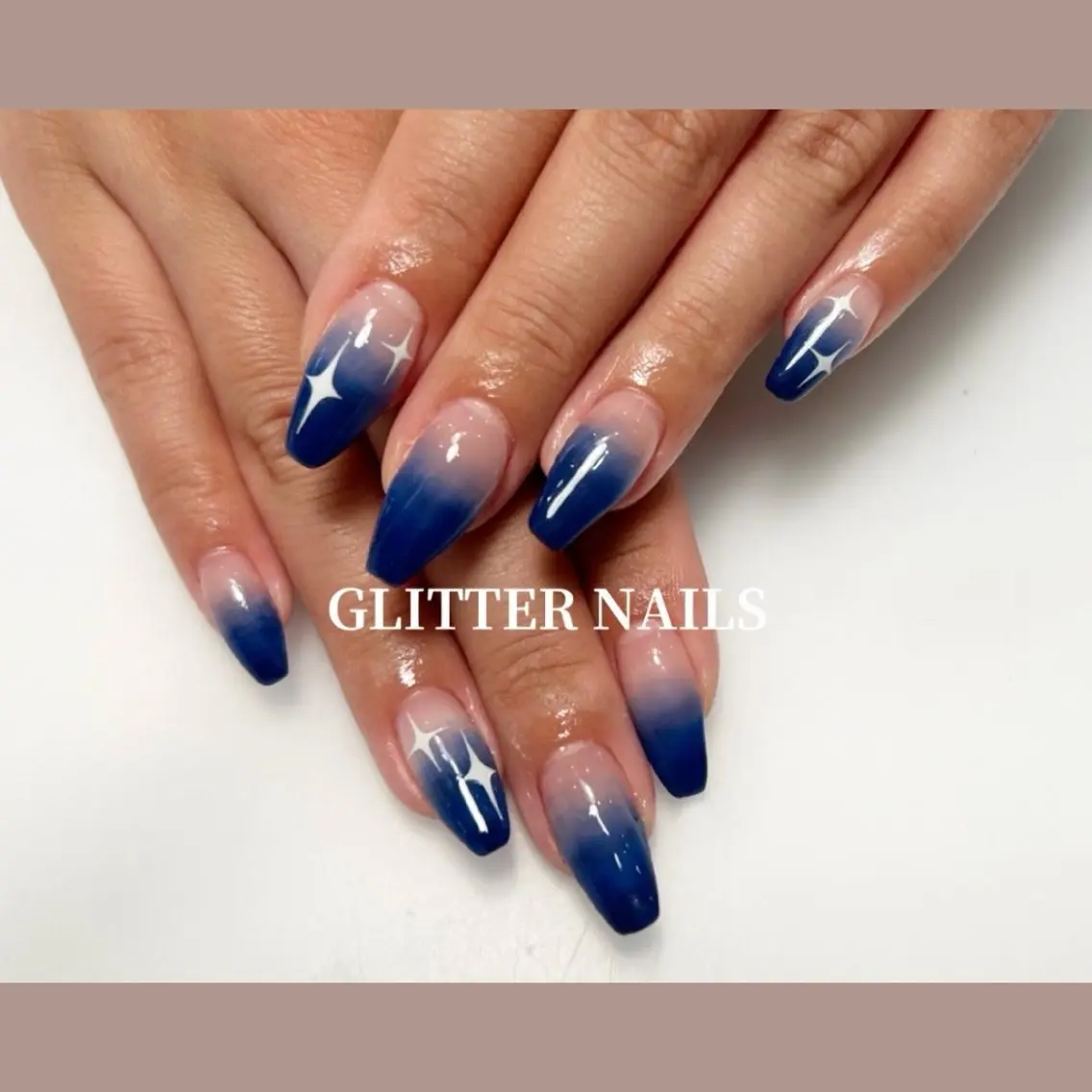 ネイル ハンドネイル glitter na ils AYAのネイルデザイン