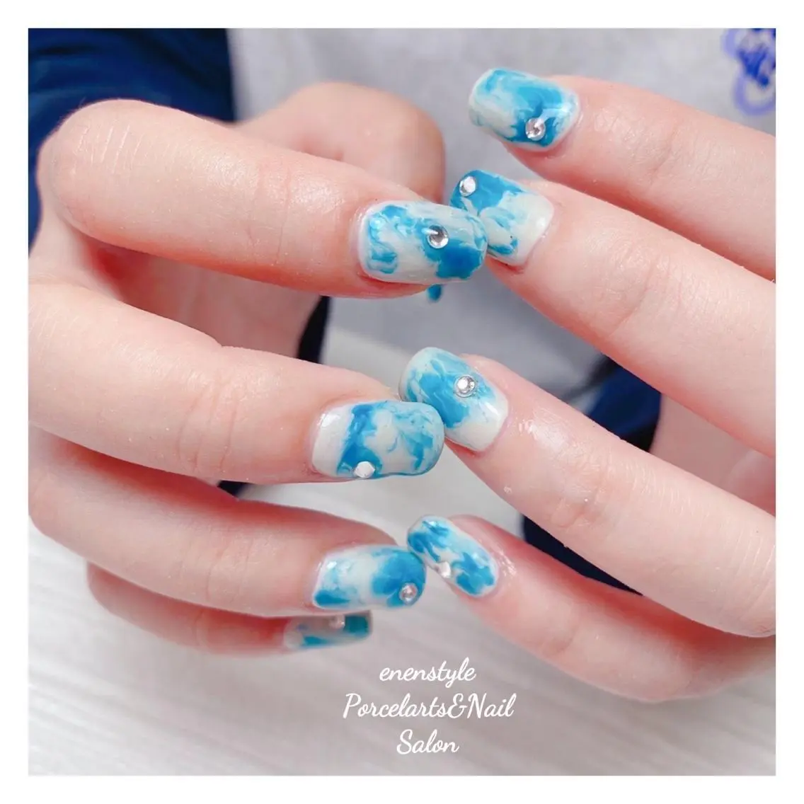 ミディアム ネイル 🐾enen style 🐾のネイルデザイン