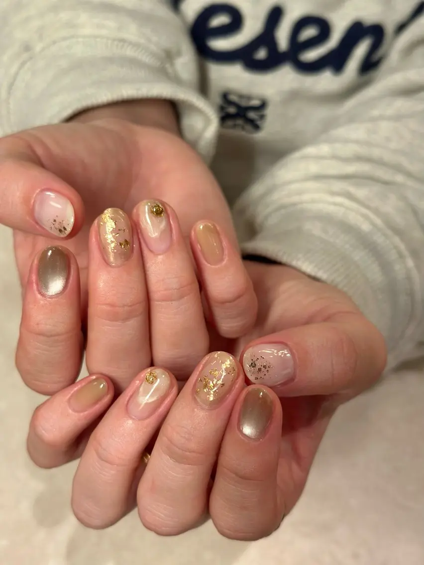 ネイル ニュアンスネイル aoi .のネイルデザイン