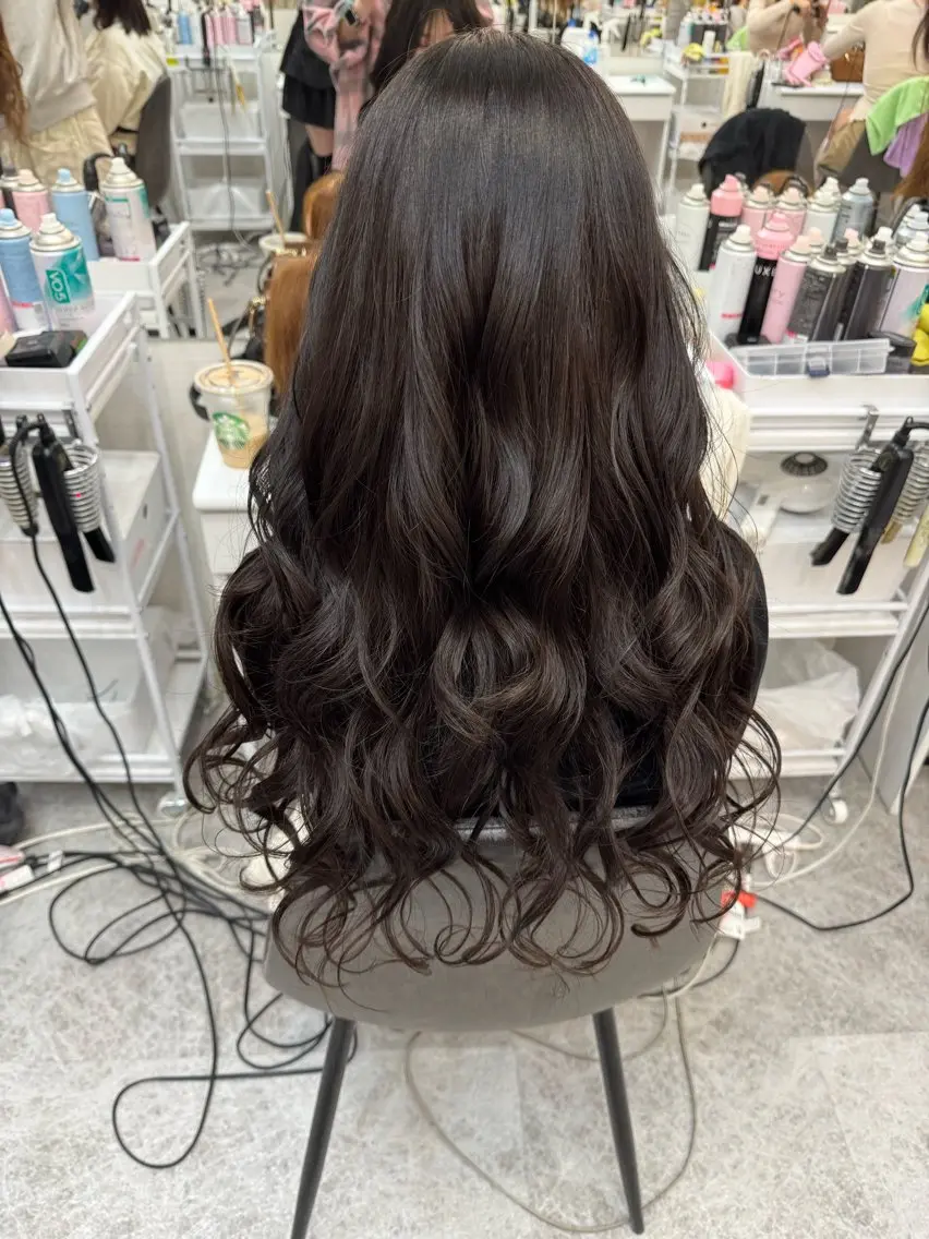 ロング 小川 芹菜のヘアスタイル