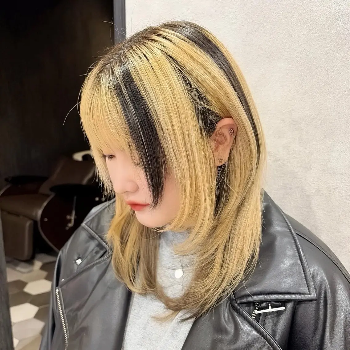 ミディアム レイヤーカット カット 🌺レイヤー/ブリー チ艶カラー🌺NOAのヘアスタイル