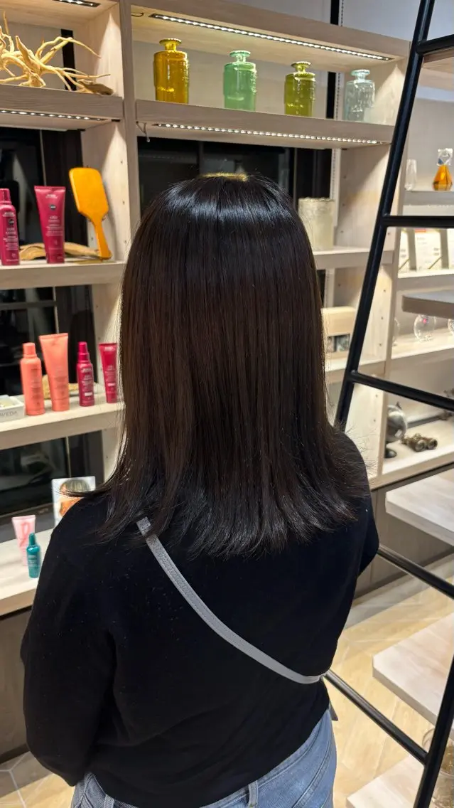 カラー 小川 優衣のヘアスタイル