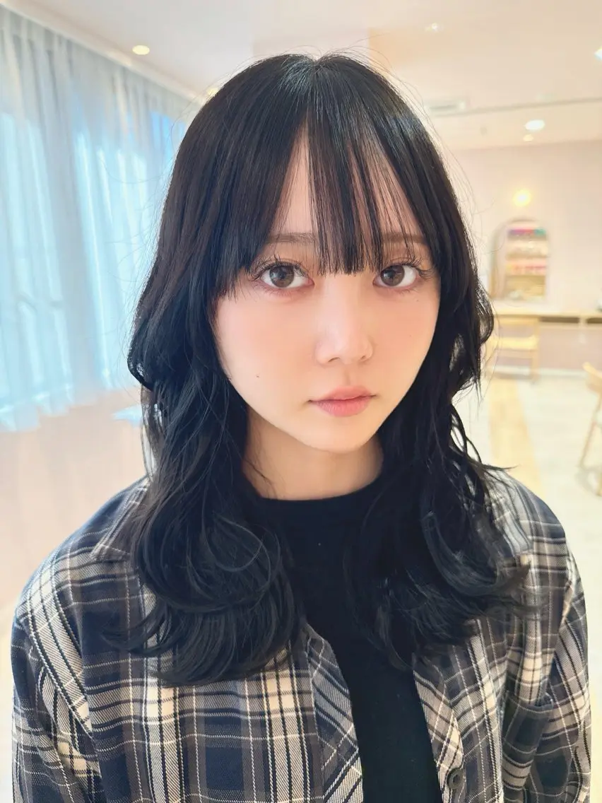 セミロング カット ヘアカラー merc.☘️平岩 那月のヘアスタイル