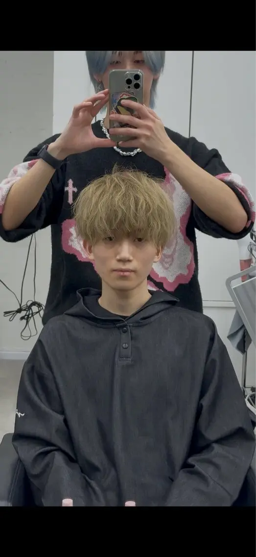 メンズ ヘアカラー 母里 和樹のヘアスタイル
