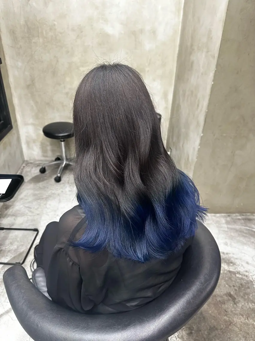 ロング 西 美羽のヘアスタイル