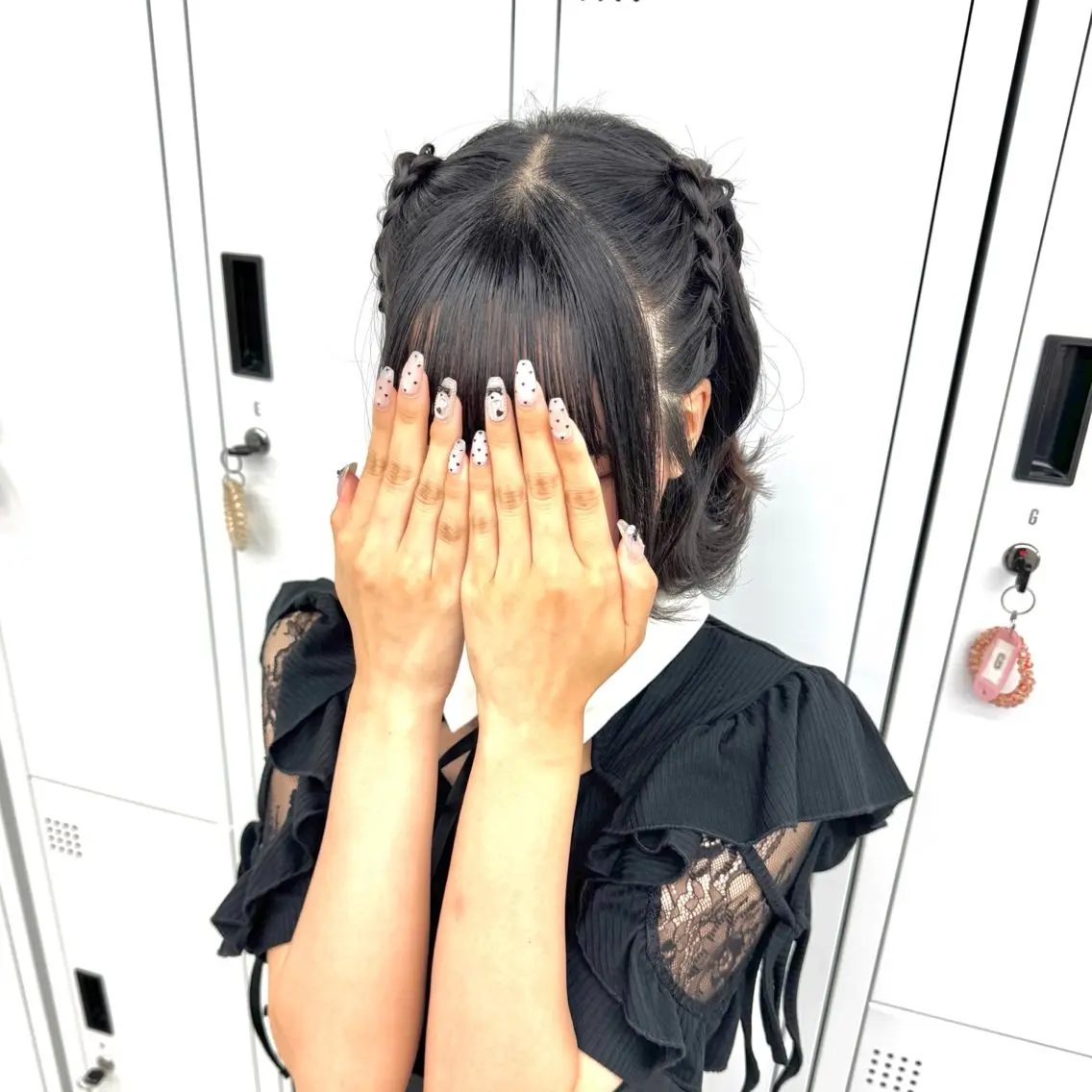 ミディアム ヘアアレンジ ヘアセット ヘアメ🎀ハイトーン 🩵エクステ🪄しほのヘアスタイル