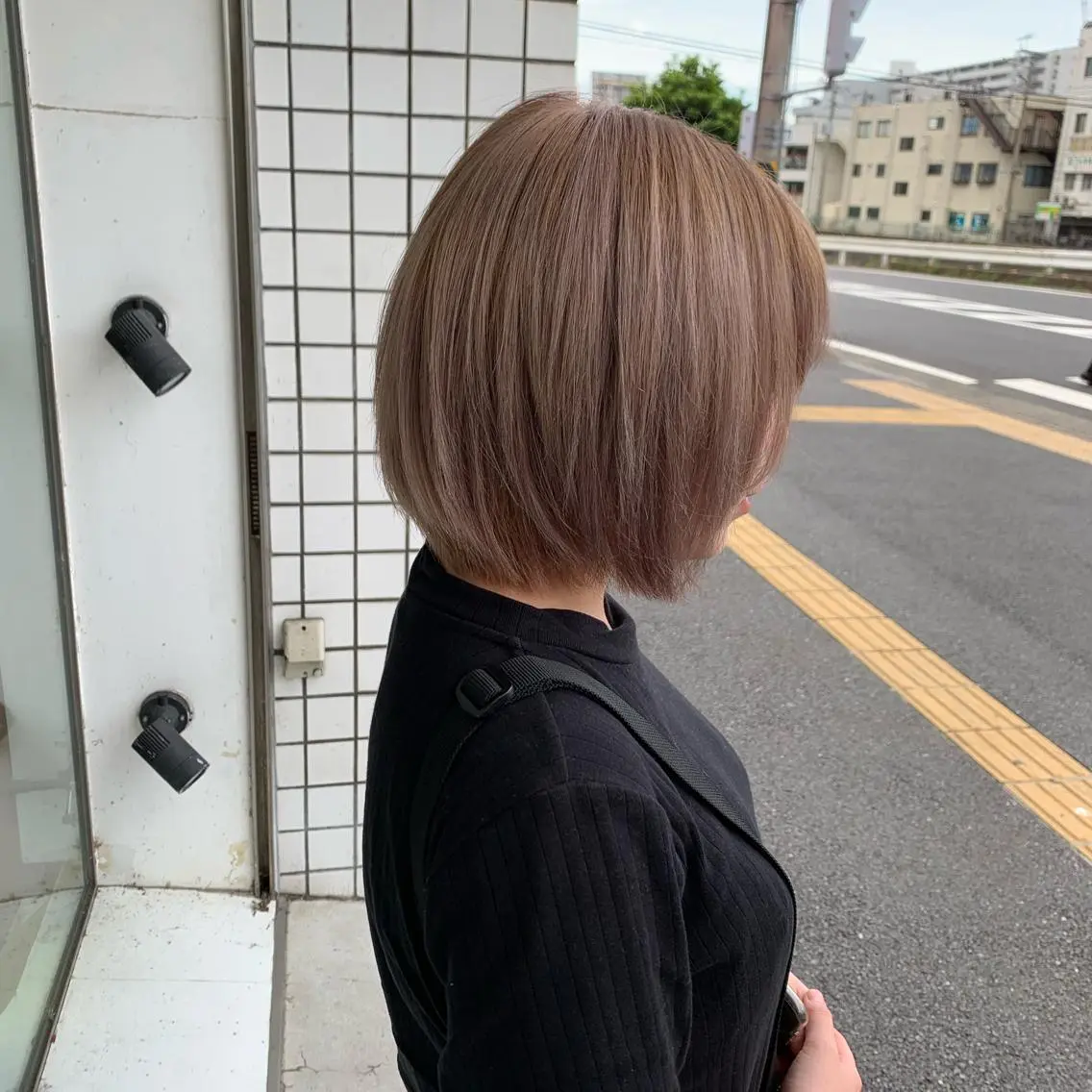 ショート パープルカラー ヘアカラー 👑満足度1000% 重村 春奈👑のヘアスタイル