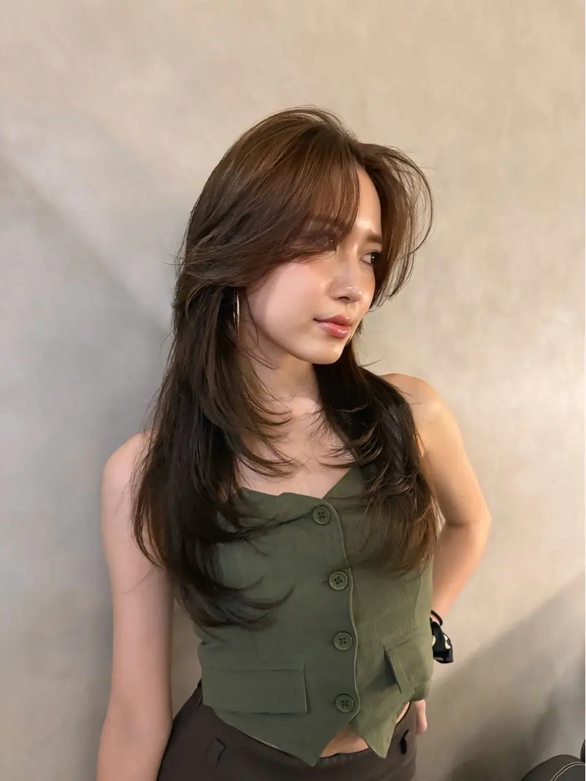 ロング カラー ヘアカラー ECLAT 浦谷アキコのヘアスタイル