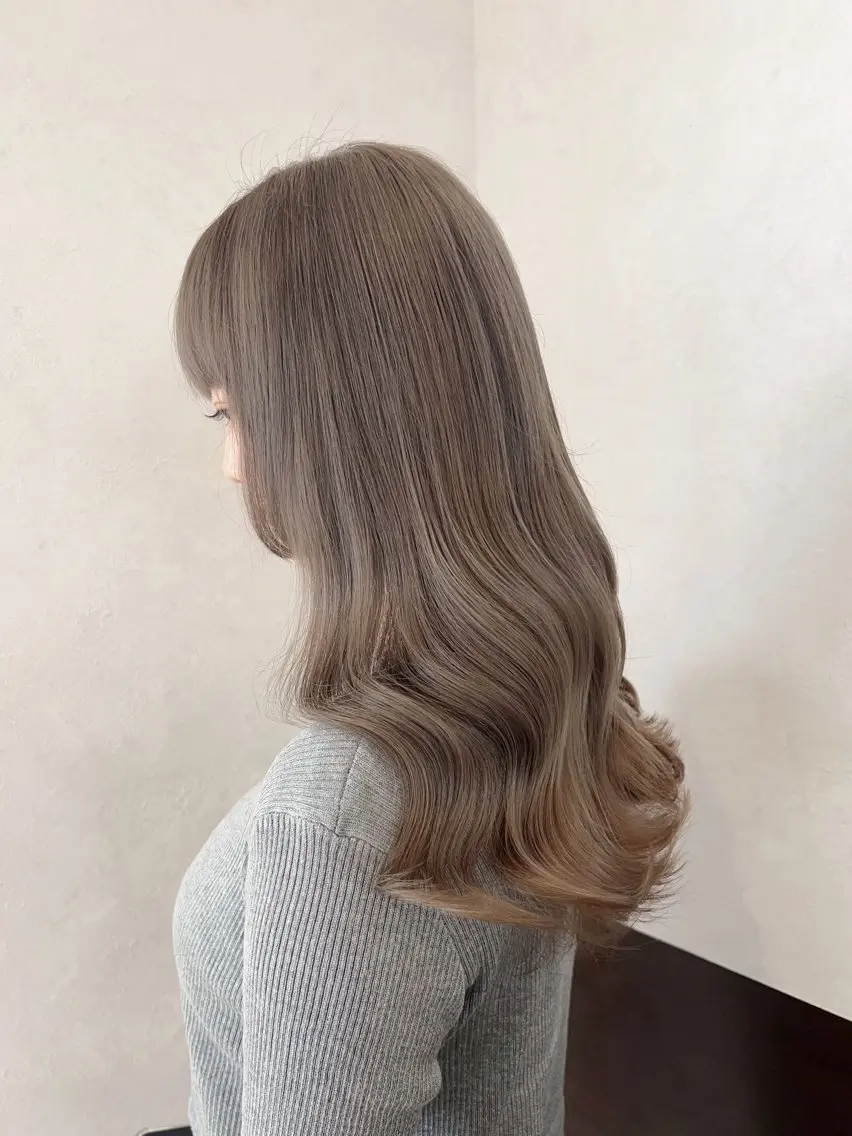 カラー 🖤複雑履歴ブリーチ Mizuki 🖤のヘアスタイル