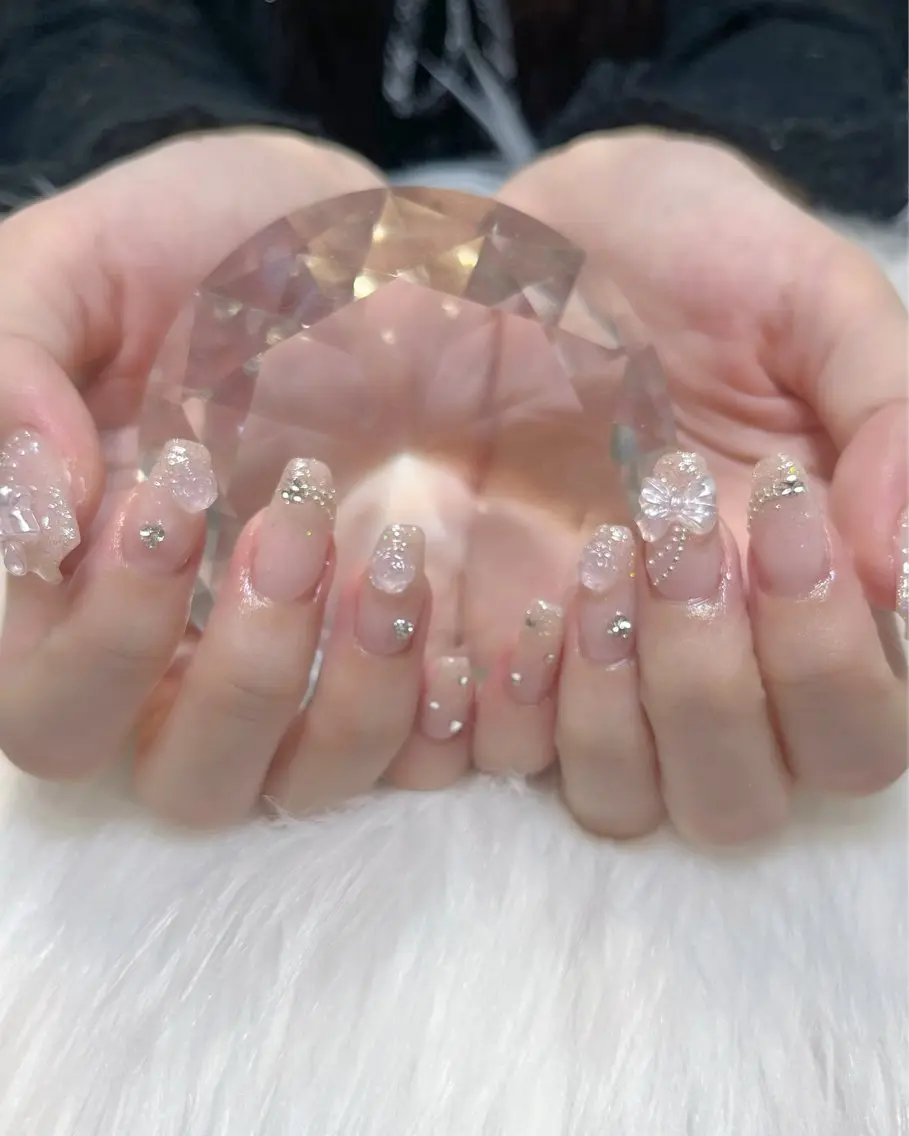 ネイル アートネイル ガーリー 韓国ネイル 持ち込み ワンホンネイル KOKONA 🎀のネイルデザイン