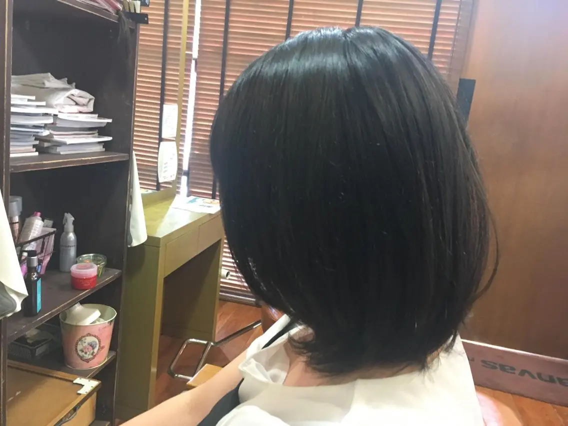 セミロング カット トリートメント ツイスパ・波巻き 🩵片平和香奈のヘアスタイル