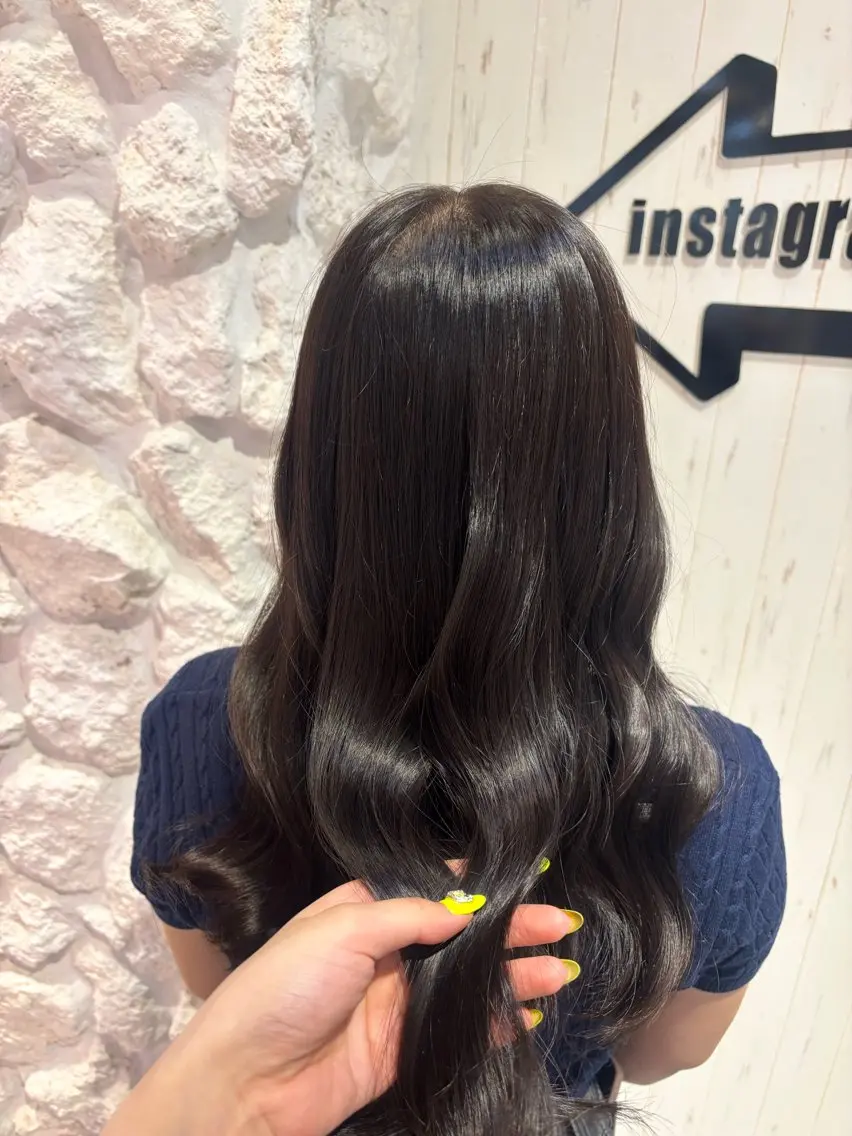 セミロング カラー グレージュ ヘアカラー Agu.hair / ミナミのヘアスタイル