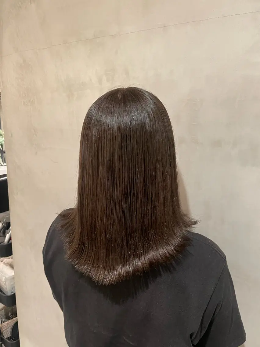 セミロング ブリーチ✧︎デザイン ゆうのヘアスタイル