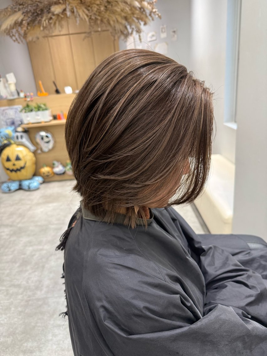 ミディアム カラー 透明感カラー ハイライトカラー ハイライト カット ヘアカラー 透明感/美髪カラー 🫧永田 汰伊智のヘアスタイル
