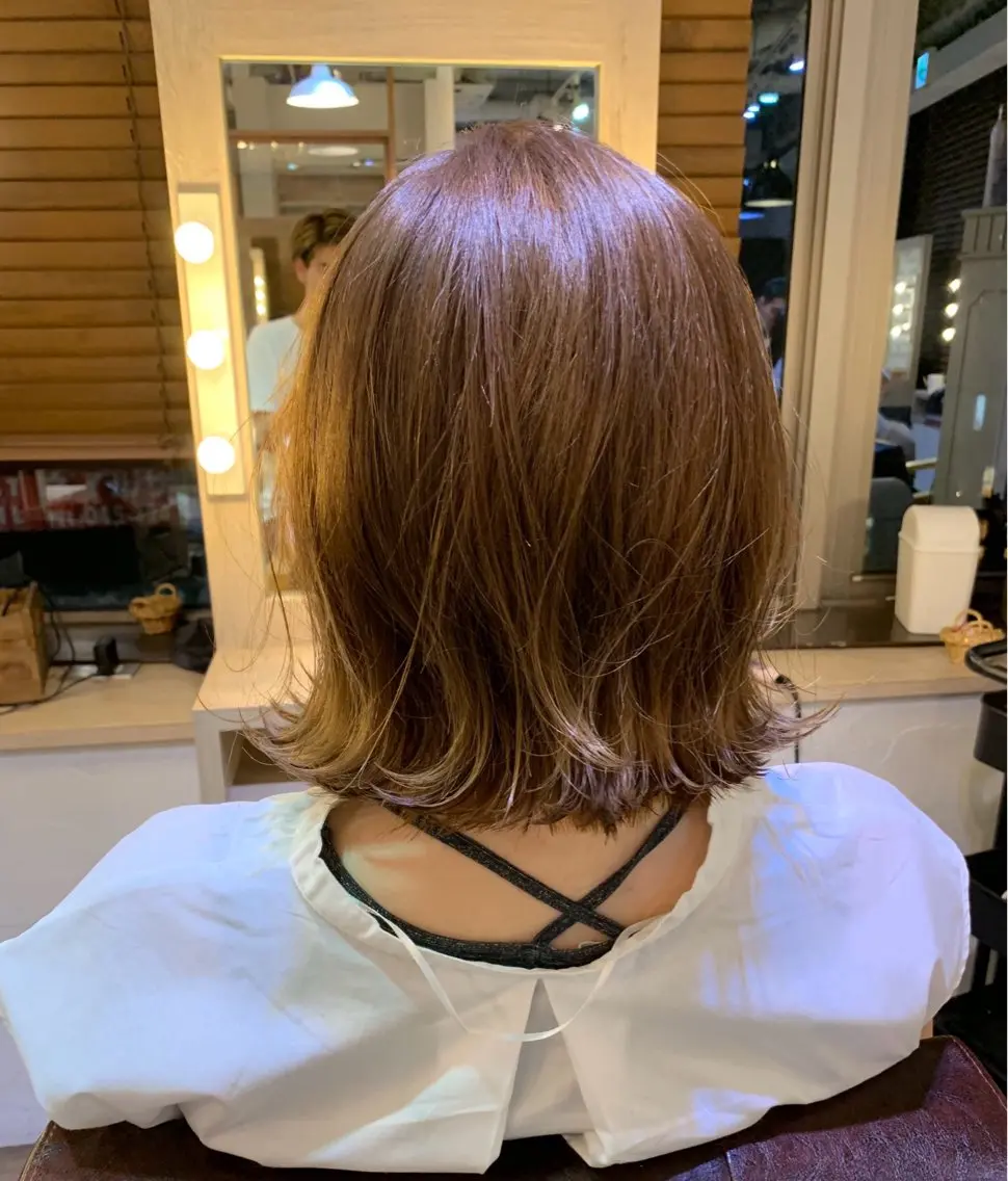 ミディアム カラー ブラウンカラー わたらい しせのヘアスタイル