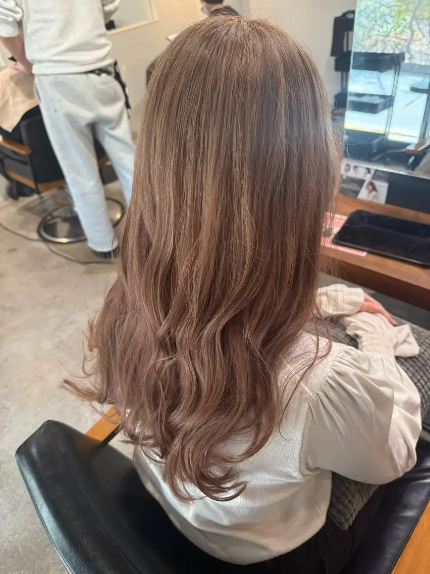 ロング カラー Twig / てった / 津雲台のヘアスタイル