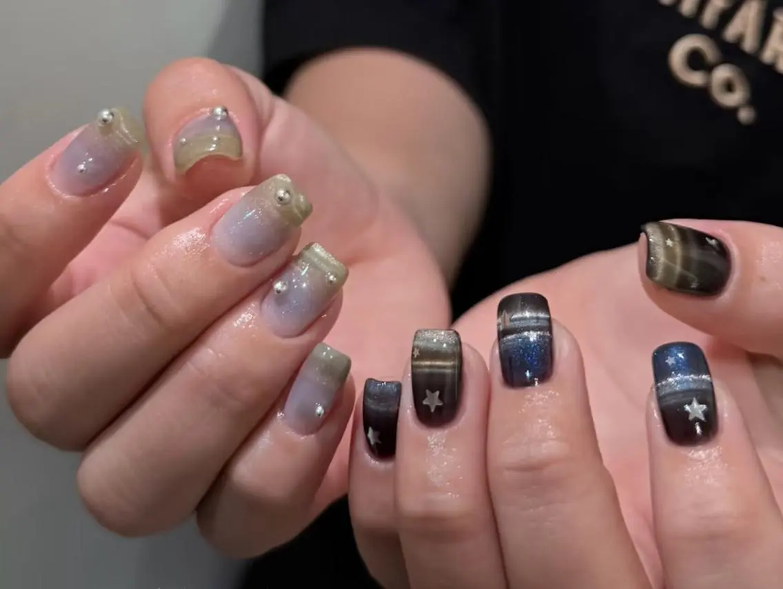 ネイル ハンドネイル 🎀 Ayaka_nailのネイルデザイン