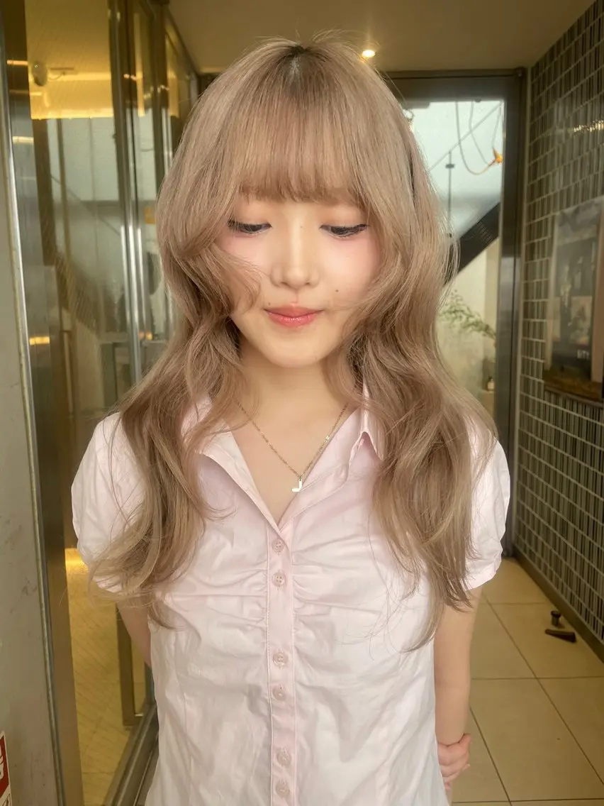 ロング SITY. NENE /カラーモデルのヘアスタイル