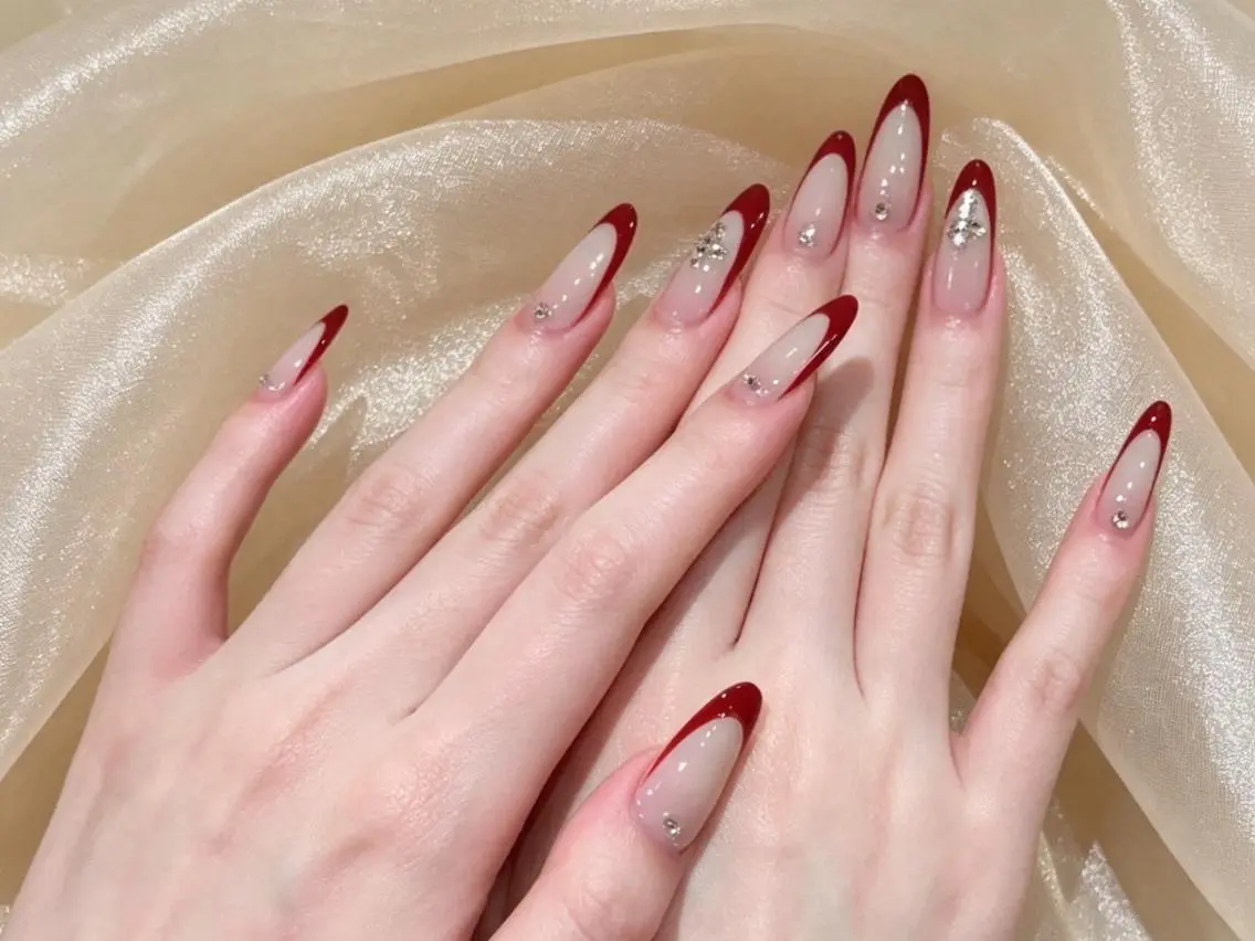 ネイル メンズ メンズ韓国風 オーロラネイル チークネイル 長さ出し フレンチネイル ハンドネイル ハンドケア NEW NAIL💞 Ka  Kaのネイルデザイン