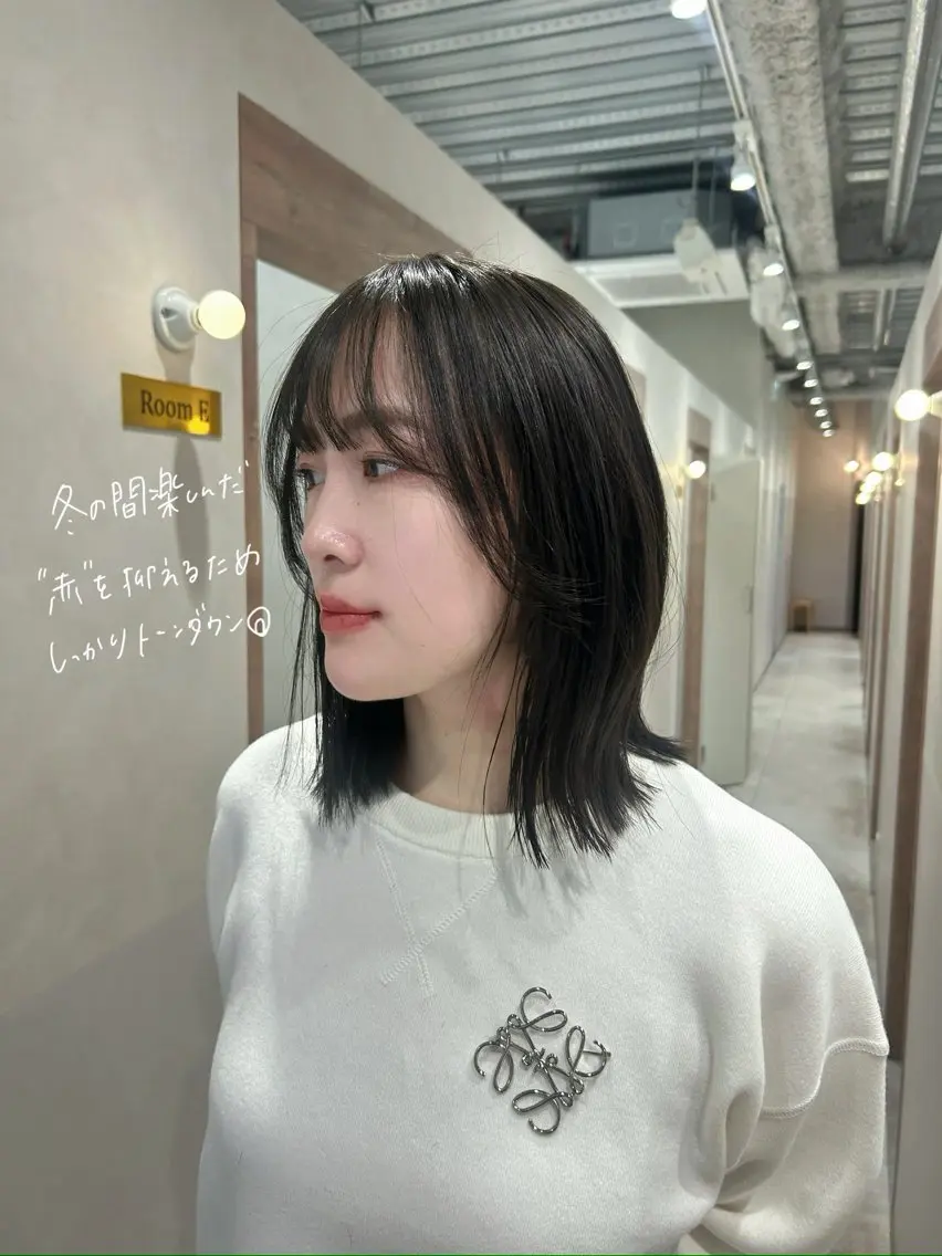 ミディアム カラー ブラウンカラー グレージュ オリーブグレージュ オリーブグレー カット ヘアカラー トリートメント SALOWIN栄 三丁目 木戸里実のヘアスタイル