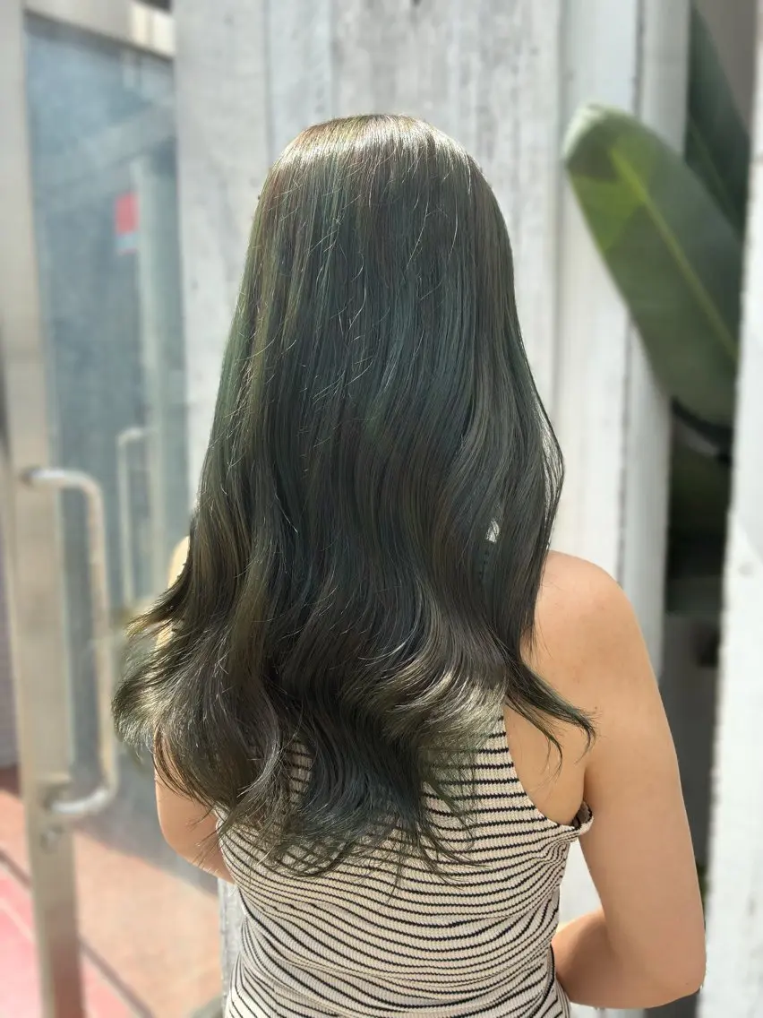 ロング カラー 梅原 姫🍬🐰のヘアスタイル