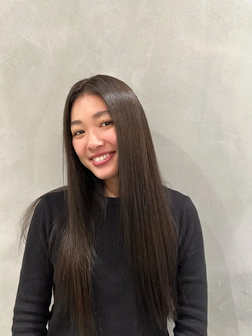 ロング カラー 都築 菜美のヘアスタイル