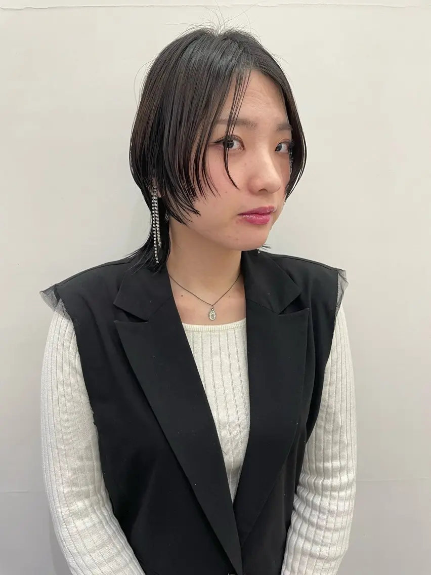 ミディアム カラー パーマ ヘアアレンジ メンズ メンズウルフカット ハイレイヤー レイヤーカット ウルフカット ウルフレイヤー カット ヘアカラー トリートメント tatsumi/ボブ ウルフ/レイヤーのヘアスタイル