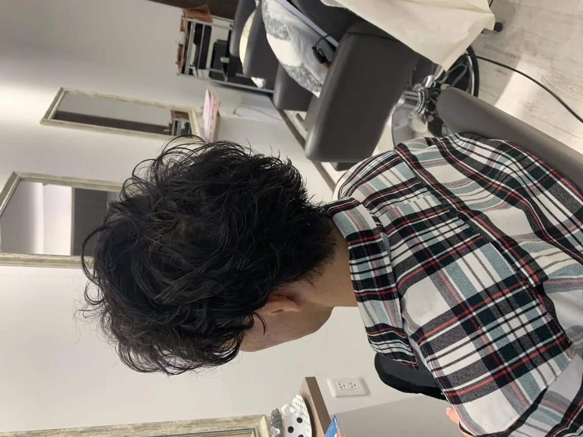 ショート パーマ メンズ 瀬尾 由希菜のヘアスタイル
