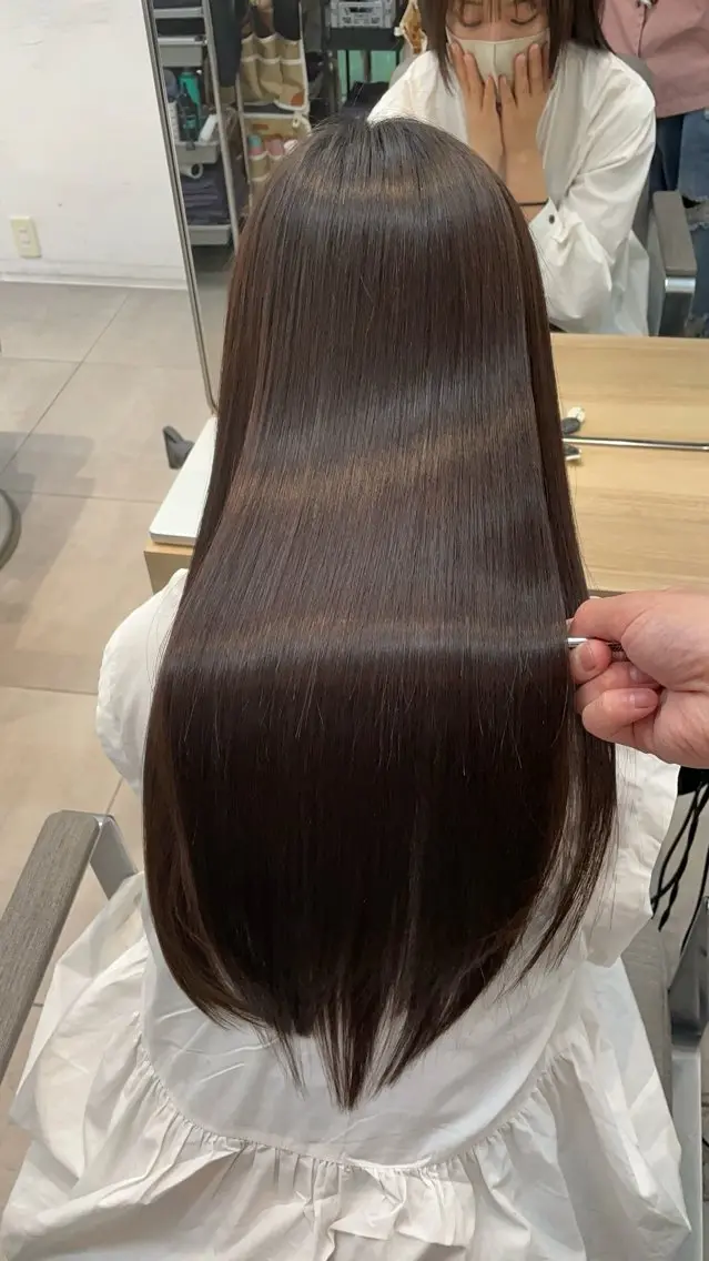 ロング カラー 髪質改善 ヘアカラー 縮毛矯正 トリートメント ✨髪質改善✨美髪 矯正🫧小泉のヘアスタイル