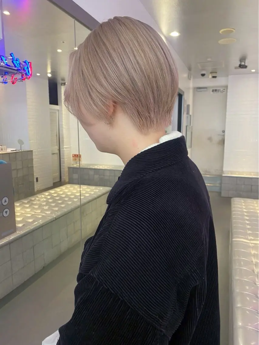 ショート ヘアカラー 🎀ブリーチ×艶髪 🎀 ♡さや♡のヘアスタイル
