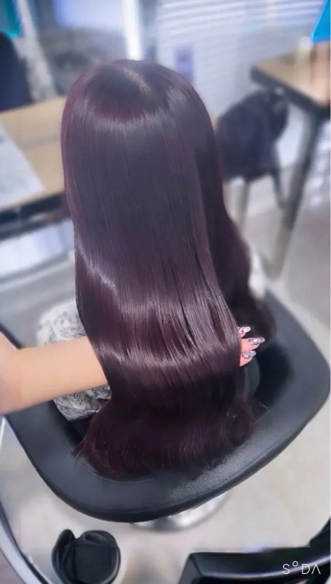ロング カラー ブリーチ 髪質改善 トリートメント ヘアカラー 💗愛され暖色💗 ピンク/レッド💗のヘアスタイル