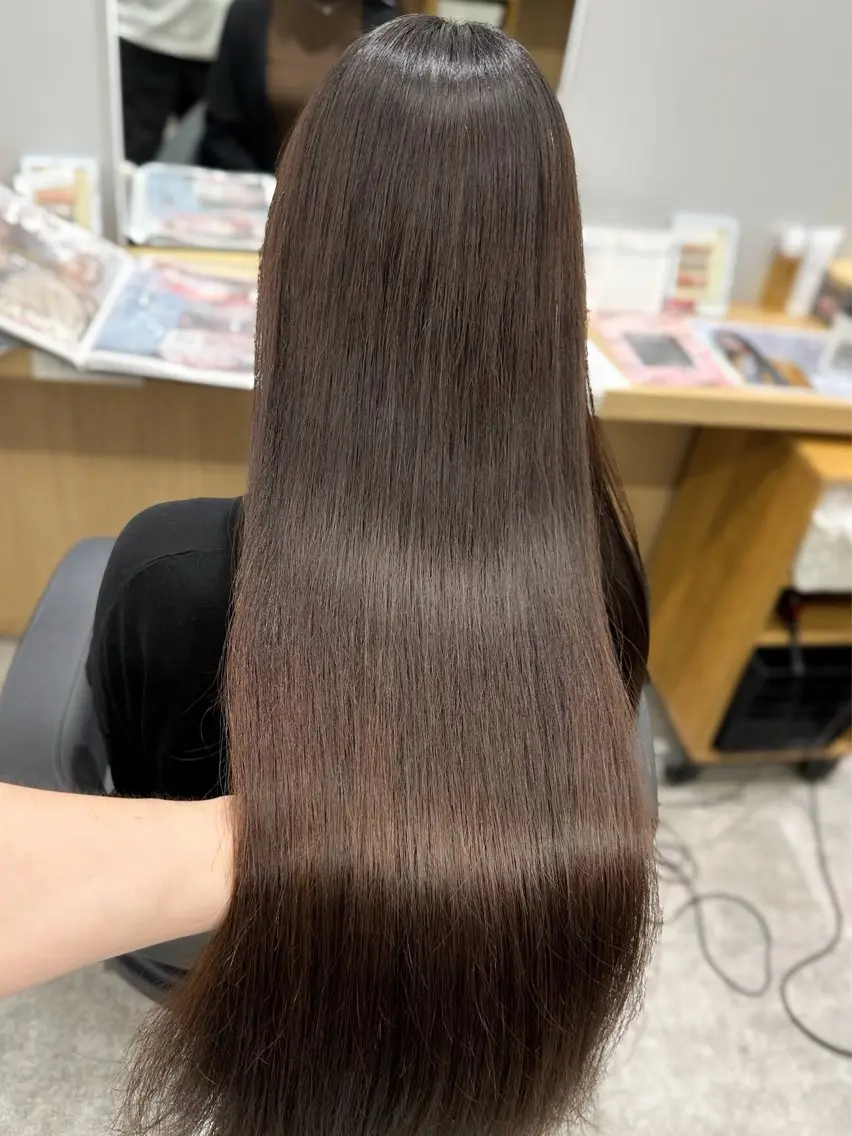 ロング 髪質改善 縮毛矯正 巻ける髪質改善🫧ハ イライト/永田汰伊智のヘアスタイル