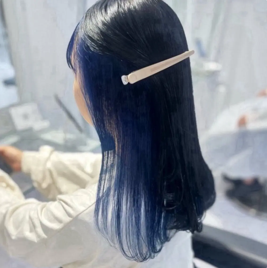ロング カラー 🫧うる艶トレンド 🫧透明感カラーのヘアスタイル