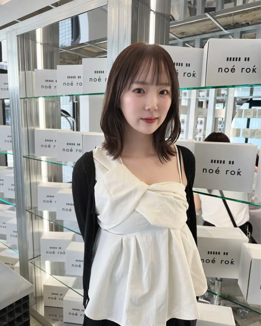 ミディアム カラー カット ヘアカラー トリートメント レイヤーカット🪽‪ Natsuki🤍のヘアスタイル