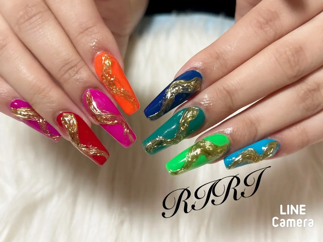 ネイル ジェルネイル ロングネイル ミラーネイル スカルプネイル シンプルネイル ハンドネイル riri オーナーのネイルデザイン
