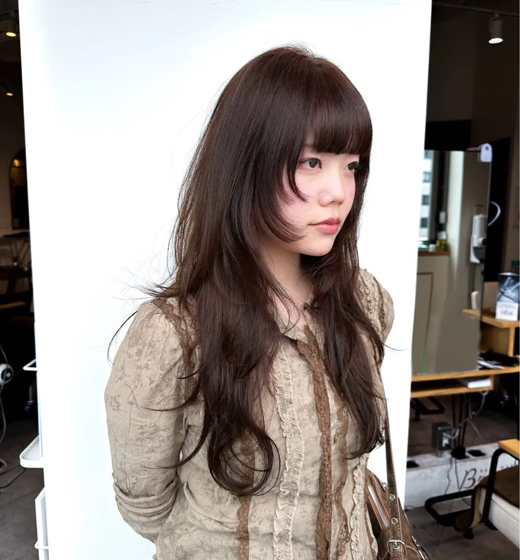 ロング カラー ブラウンカラー ケアカラー ハッシュカット ロング トリートメント カット トリートメント 大阪ウルフカット ハッシュカットのヘアスタイル