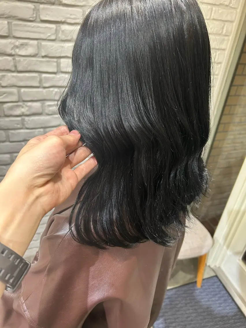ロング カラー ヘアカラー トリートメント ︎☀️はるき︎︎☁️ ショートモデル募集のヘアスタイル