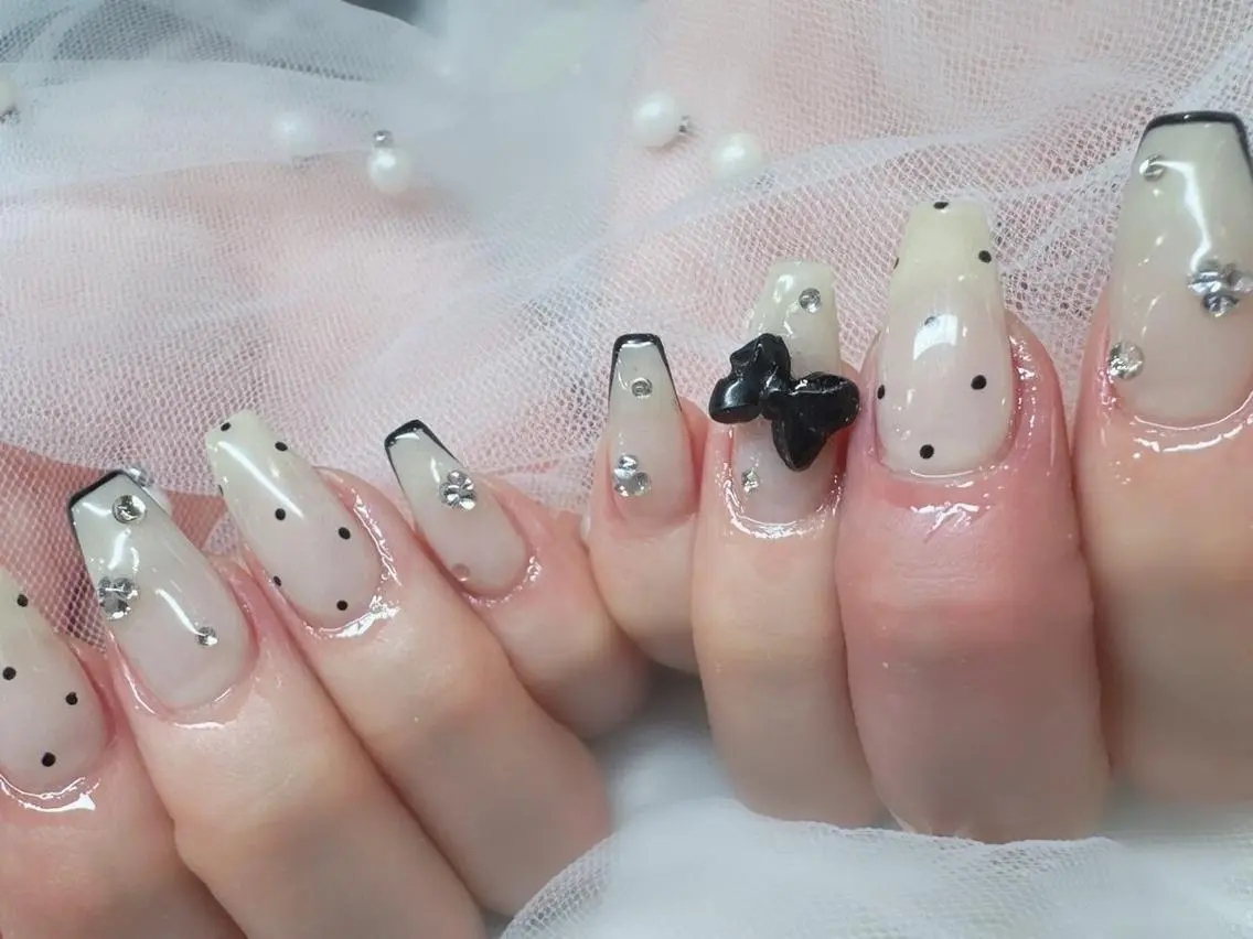 ✨キラキラ✨ワンホンネイルの写真