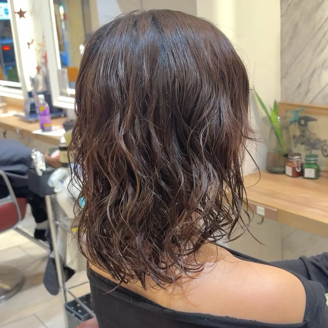 ミディアム パーマ ミディアムパーマ カット パーマ 横浜パーマ🌐ボブ✨ 暖色カラーもえかのヘアスタイル