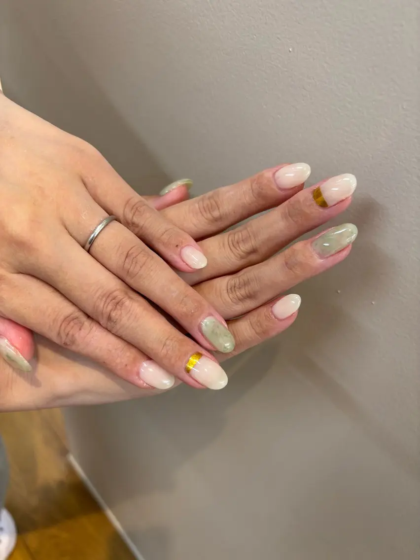 ネイル Rina_ TRIOSのネイルデザイン