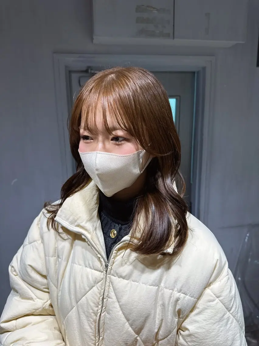 セミロング カラー ヘアカラー NANAMI🩵 大人可愛い韓国ヘアのヘアスタイル