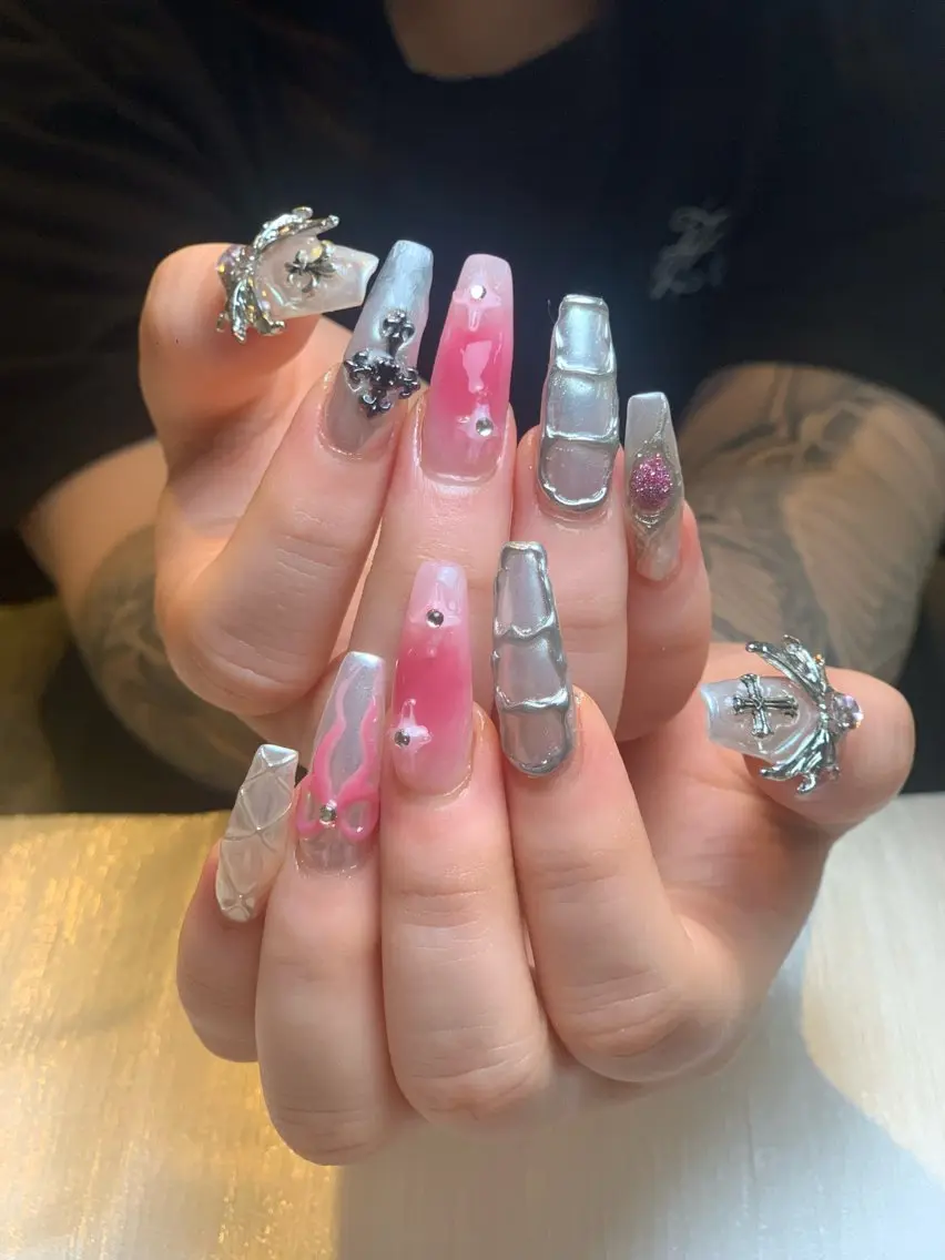 ネイル 韓国ネイル マグネットネイル ワンカラーネイル ネイルチップ Jenn Nail Salonのネイルデザイン