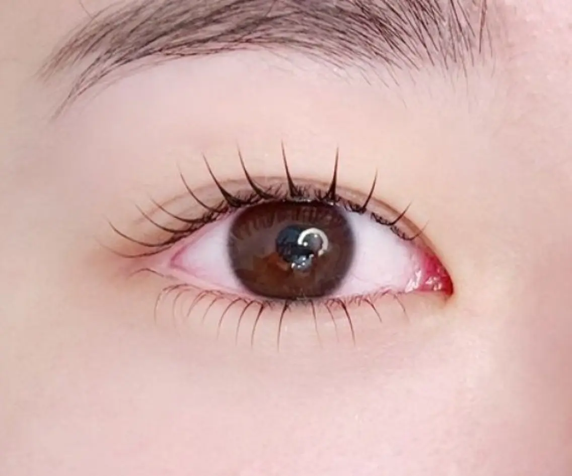 下まつ毛パーマの写真